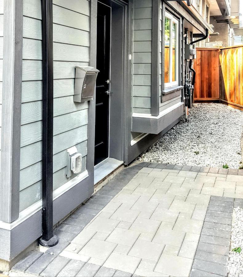 Villa New Urban Modern Main Street House Vancouver Esterno foto